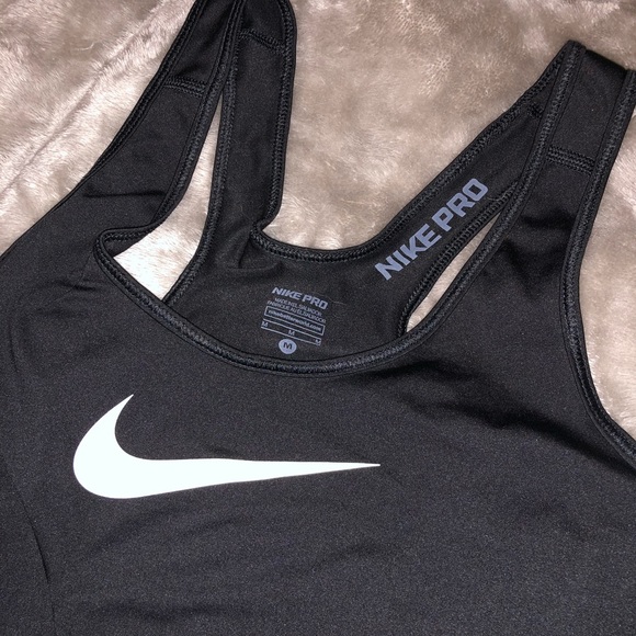 Nike pro tank top - Picture 2 of 3